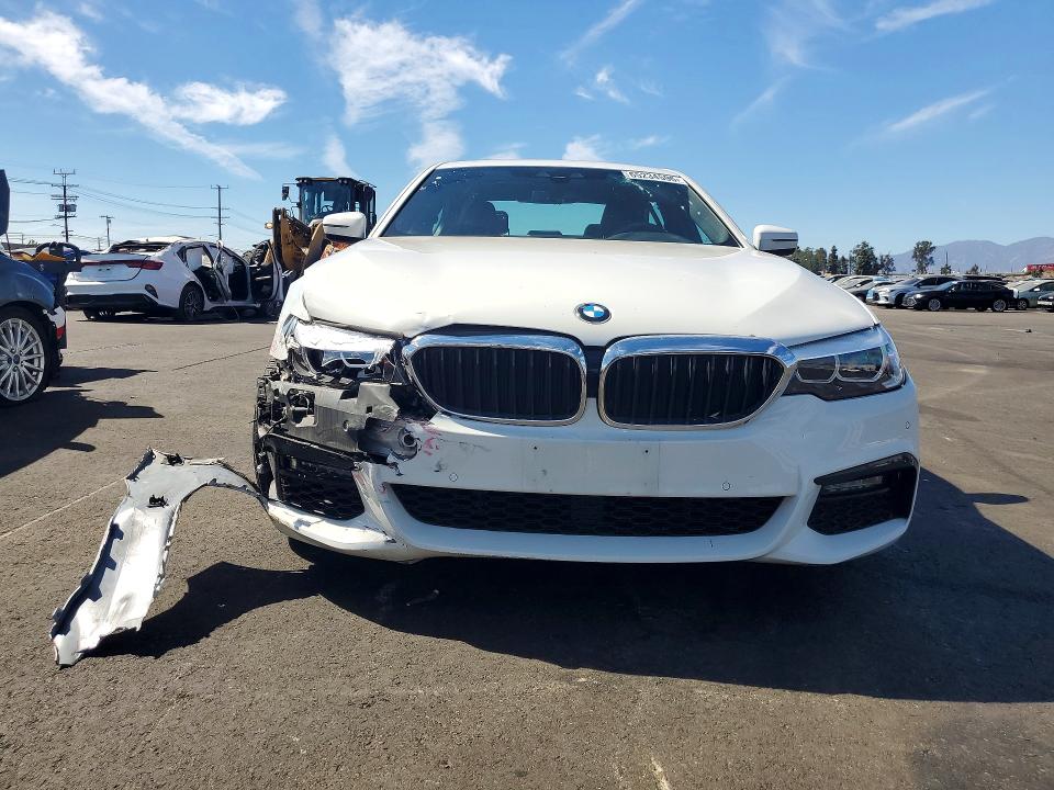 65234596 :رقم المزاد ، WBAJE5C5XKG919943 vin ، 2019 Bmw 540 مزاد بيع
