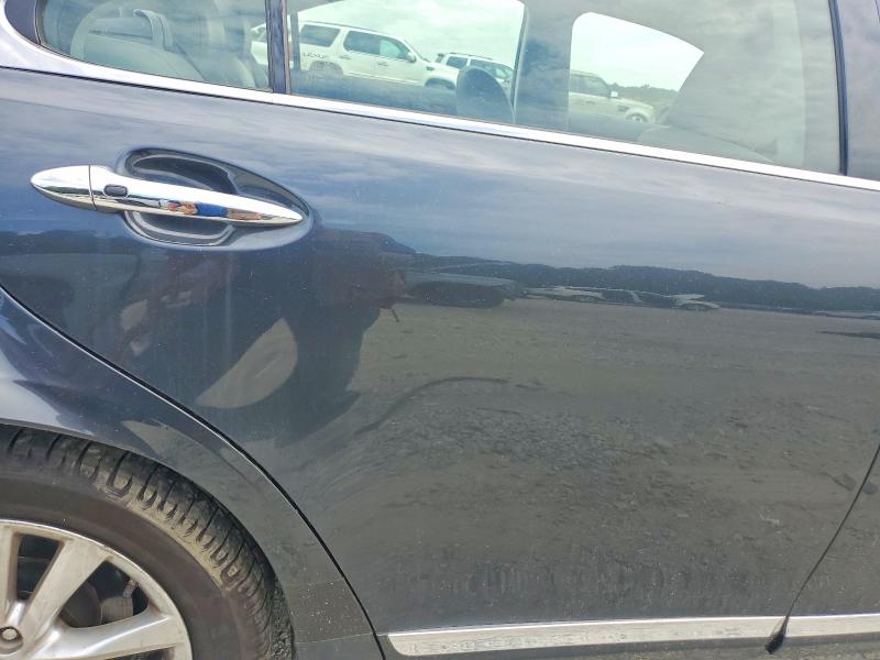 66777126 :رقم المزاد ، JTHBK1EG4B2460797 vin ، 2011 Lexus Es مزاد بيع