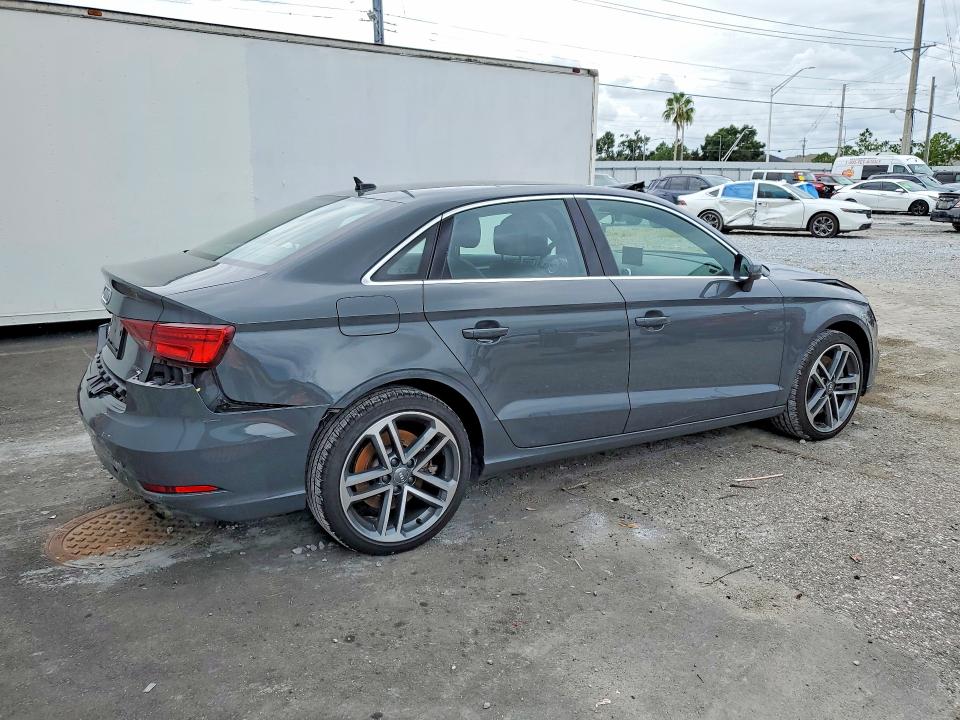 2019 Audi A3 მანქანა იყიდება აუქციონზე, vin: WAUBEGFFXK1020751, აუქციონის ნომერი: 64085366