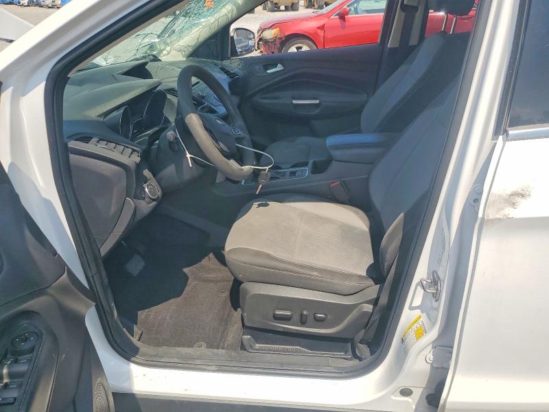 2017 Ford Escape მანქანა იყიდება აუქციონზე, vin: 1FMCU0G97HUC96737, აუქციონის ნომერი: 64441156