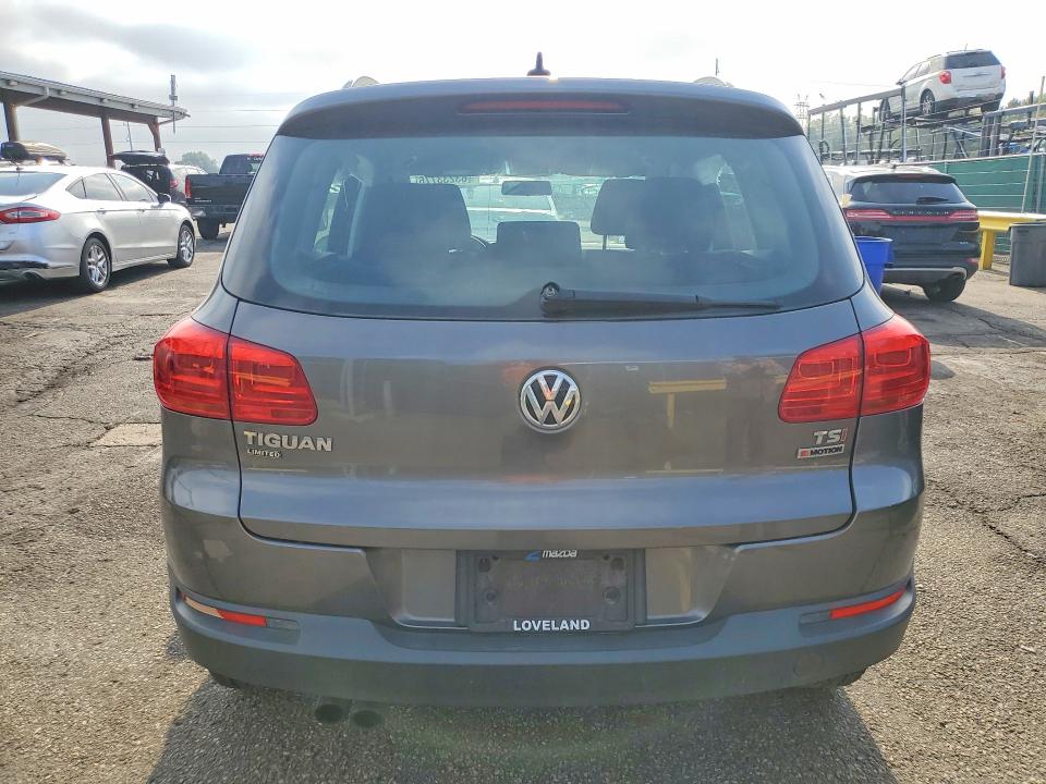 2018 Volkswagen Tiguan Limited მანქანა იყიდება აუქციონზე, vin: WVGBV7AX5JK003363, აუქციონის ნომერი: 63233776