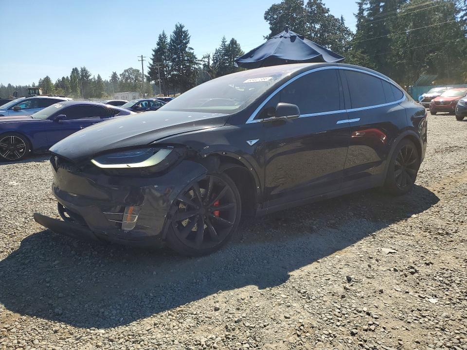 Auction sale of the 2016 Tesla Model X, vin: 5YJXCBE4XGF006980, lot number: 63447386