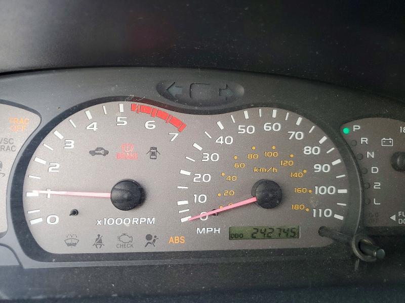Продаж на аукціоні авто 2001 Toyota Sequoia, vin: 5TDZT34A11S046101, номер лоту: 64235196