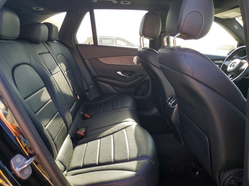 65951706 :رقم المزاد ، WDC0G4KB3JV023353 vin ، 2018 Mercedes-benz Glc مزاد بيع