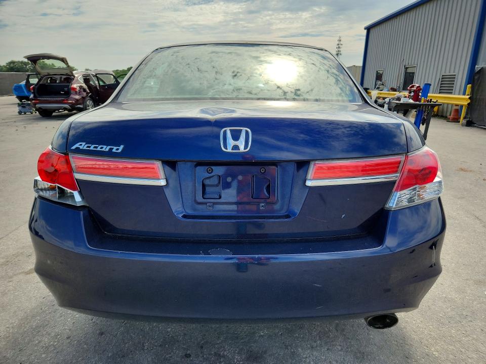 64996516 :رقم المزاد ، 1HGCP2F47BA104658 vin ، 2011 Honda Accord مزاد بيع