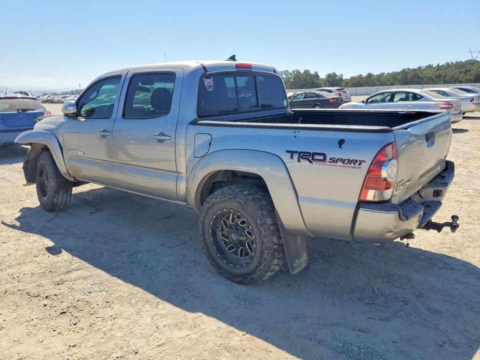 2015 Toyota Tacoma მანქანა იყიდება აუქციონზე, vin: 3TMLU4EN4FM180831, აუქციონის ნომერი: 64117156