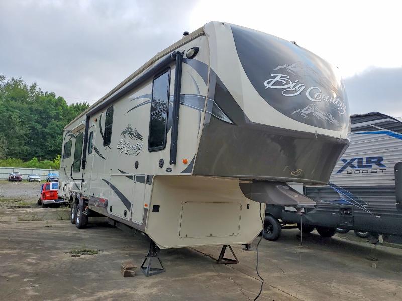 63726406 :رقم المزاد ، 5SFBG392XDE252242 vin ، 2013 Heartland Rv Big Countr مزاد بيع