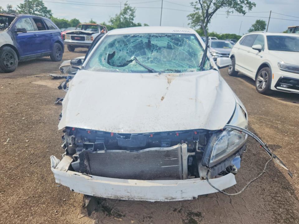 Продажа на аукционе авто 2013 Chevrolet Malibu, vin: 1G11B5SA2DF327657, номер лота: 63614356