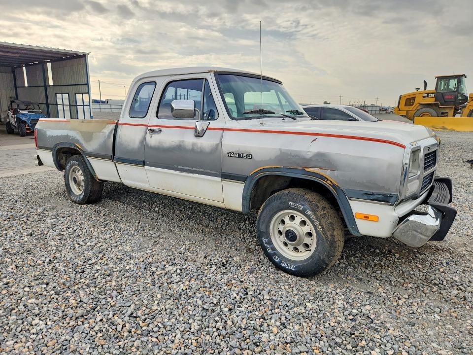1993 Dodge D-series მანქანა იყიდება აუქციონზე, vin: 3B7HE13Z8PM151163, აუქციონის ნომერი: 65144316