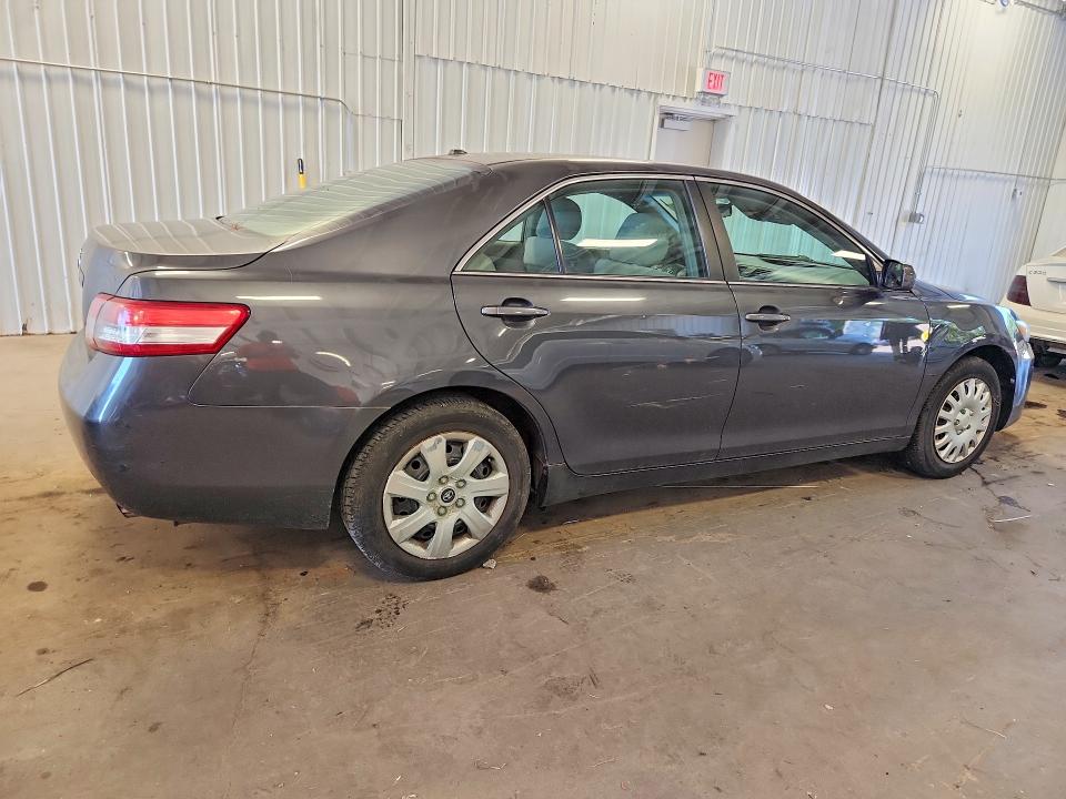 2010 Toyota Camry მანქანა იყიდება აუქციონზე, vin: 4T1BF3EK6AU074547, აუქციონის ნომერი: 63993136