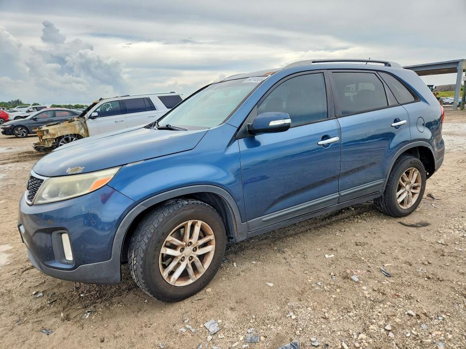 Продажа на аукционе авто 2014 Kia Sorento, vin: 5XYKT3A68EG517021, номер лота: 64145596