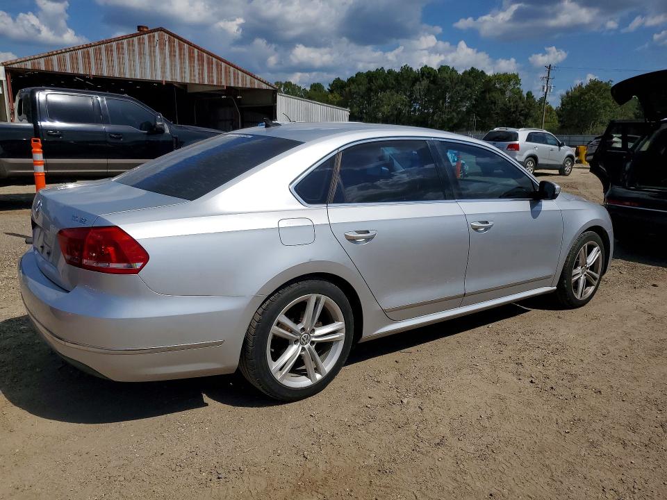 Aukcja sprzedaży 2015 Volkswagen Passat, vin: 1VWBT7A33FC050106, numer aukcji: 65150356