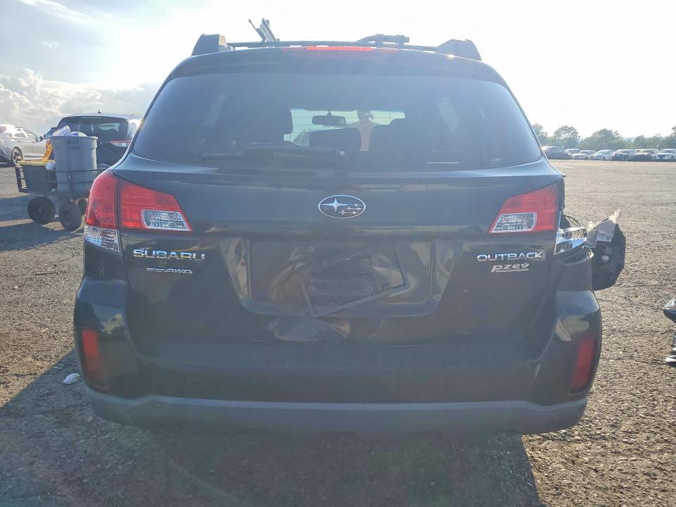 63828346 :رقم المزاد ، 4S4BRBCC2A1320394 vin ، 2010 Subaru Outback مزاد بيع