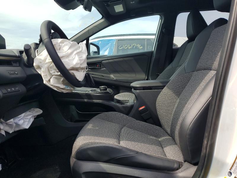 61949366 :رقم المزاد ، JTMBDAFB5TA003955 vin ، 2026 Toyota Bz مزاد بيع