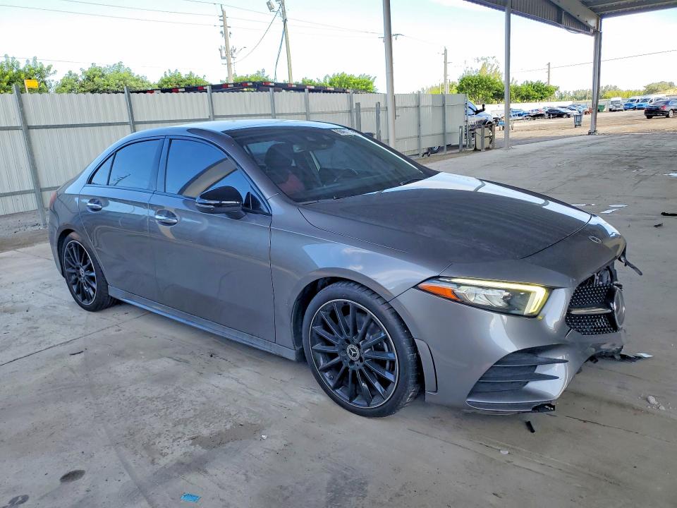 66480636 :رقم المزاد ، WDD3G4EB6KW006062 vin ، 2019 Mercedes-benz A مزاد بيع
