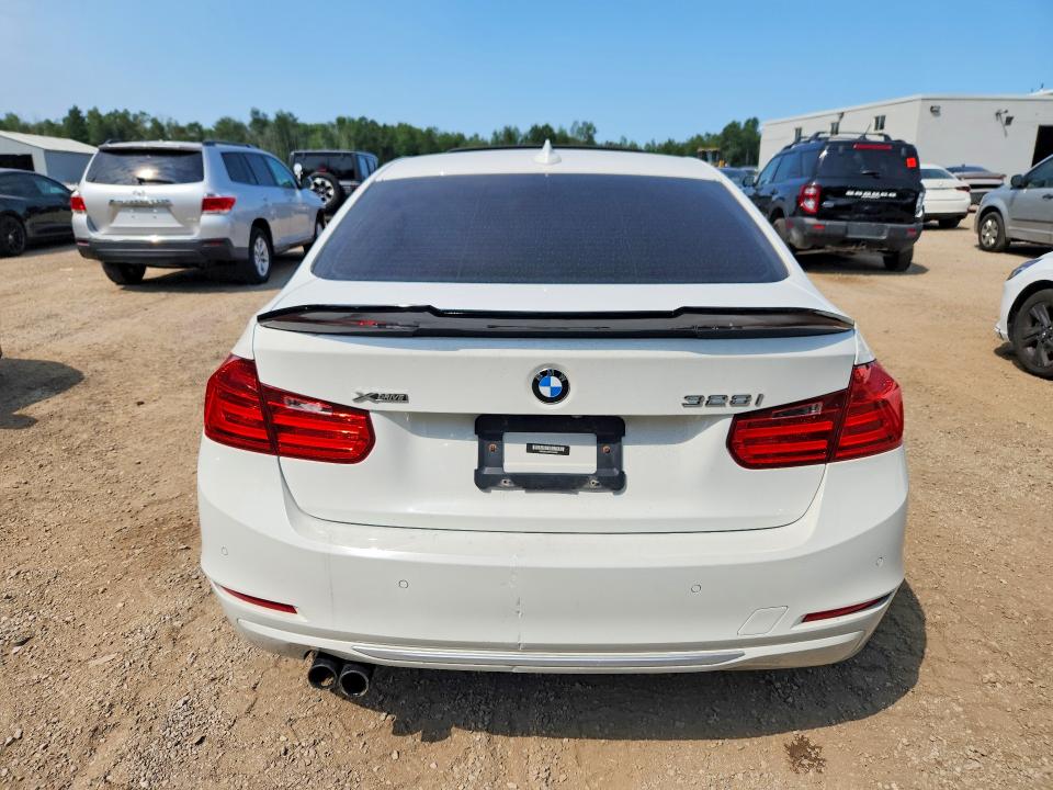 Продаж на аукціоні авто 2013 Bmw 328, vin: WBA3B3C54DF544095, номер лоту: 64232826