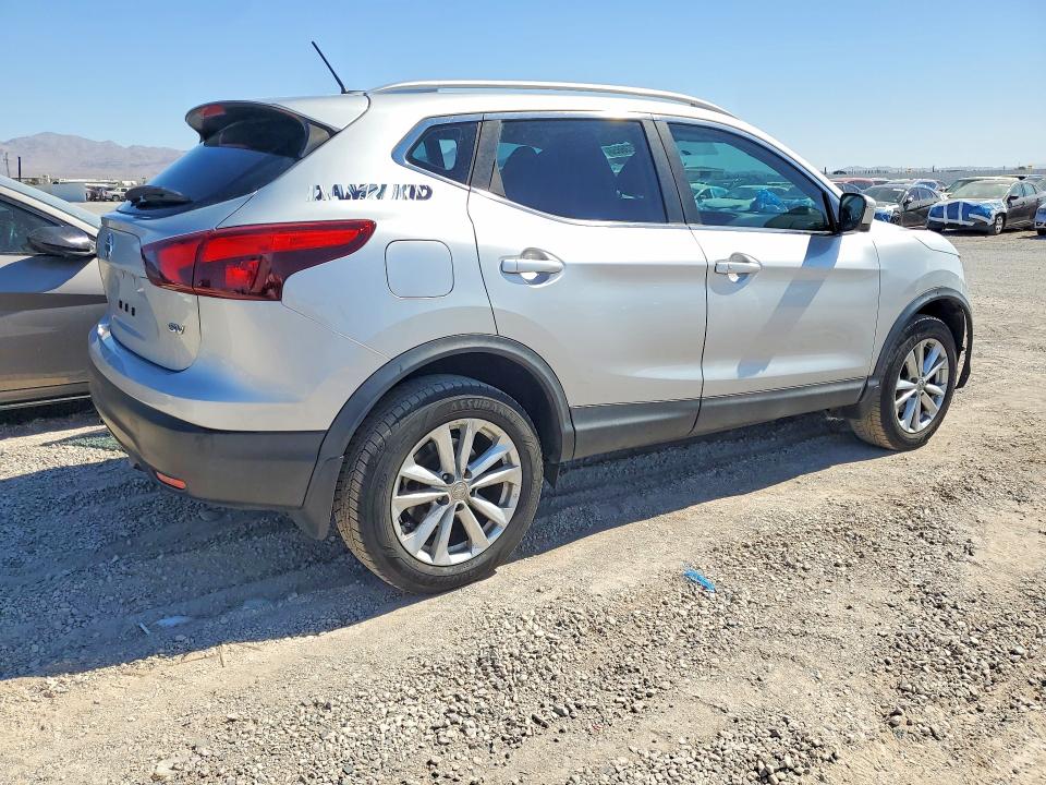 2018 Nissan Rogue Sport მანქანა იყიდება აუქციონზე, vin: JN1BJ1CP4JW108904, აუქციონის ნომერი: 63236656