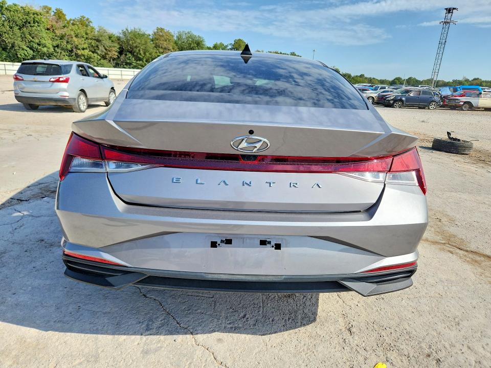 Продажа на аукционе авто 2022 Hyundai Elantra, vin: KMHLM4AG9NU253365, номер лота: 66442476