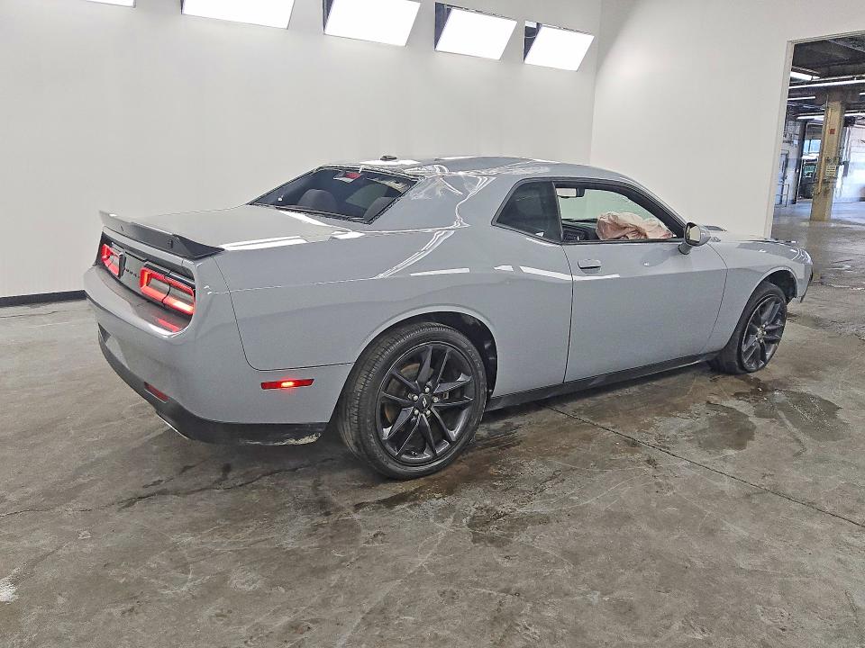 Продажа на аукционе авто 2022 Dodge Challenger, vin: 2C3CDZKG8NH165561, номер лота: 64336186