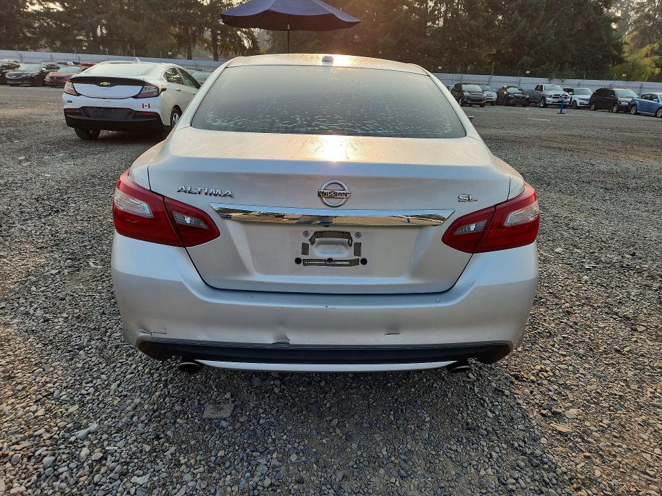 Продажа на аукционе авто 2018 Nissan Altima, vin: 1N4AL3AP5JC271439, номер лота: 63249406