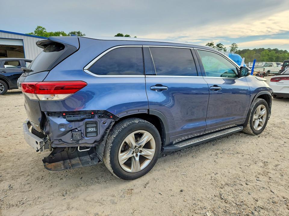 2017 Toyota Highlander მანქანა იყიდება აუქციონზე, vin: 5TDDZRFH6HS374212, აუქციონის ნომერი: 62345916