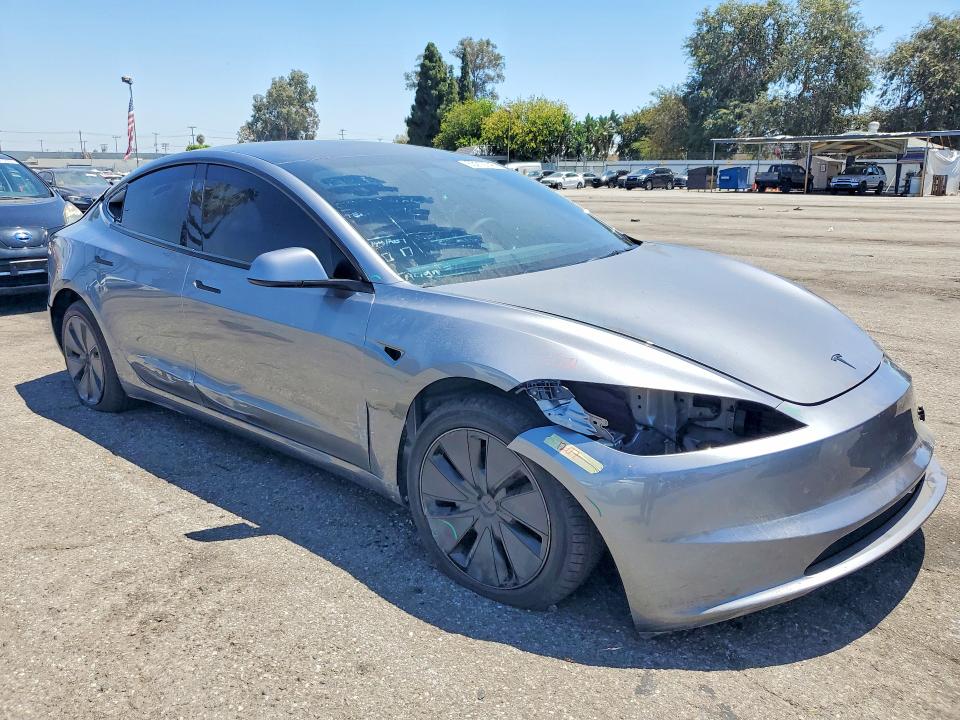 63212746 :رقم المزاد ، 5YJ3E1EA3TF208885 vin ، 2026 Tesla Model 3 مزاد بيع