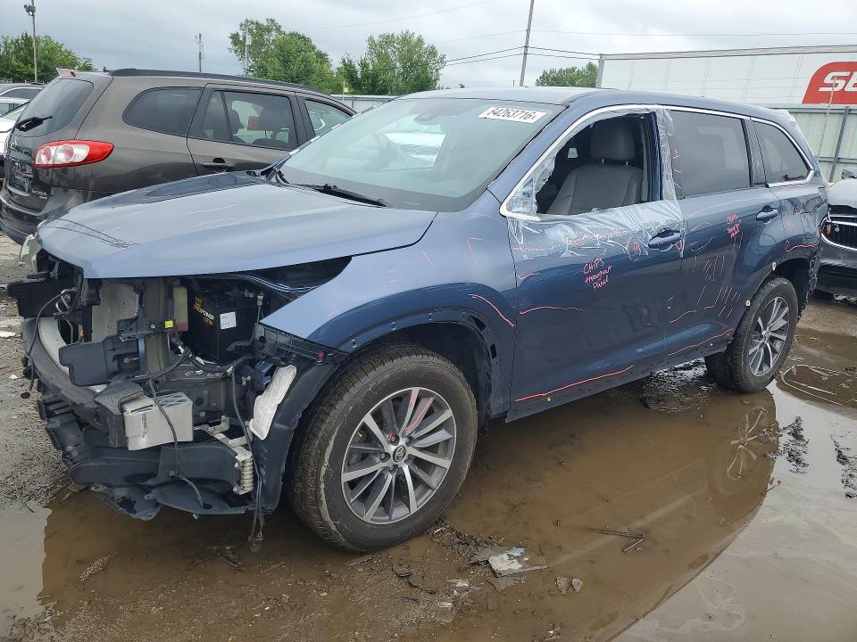 Aukcja sprzedaży 2019 Toyota Highlander, vin: 5TDJZRFH1KS960455, numer aukcji: 64263716