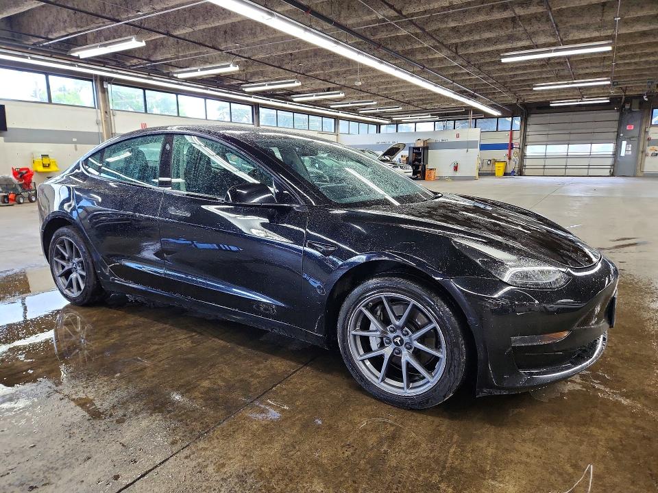 66198756 :رقم المزاد ، 5YJ3E1EA6NF288007 vin ، 2022 Tesla Model 3 مزاد بيع