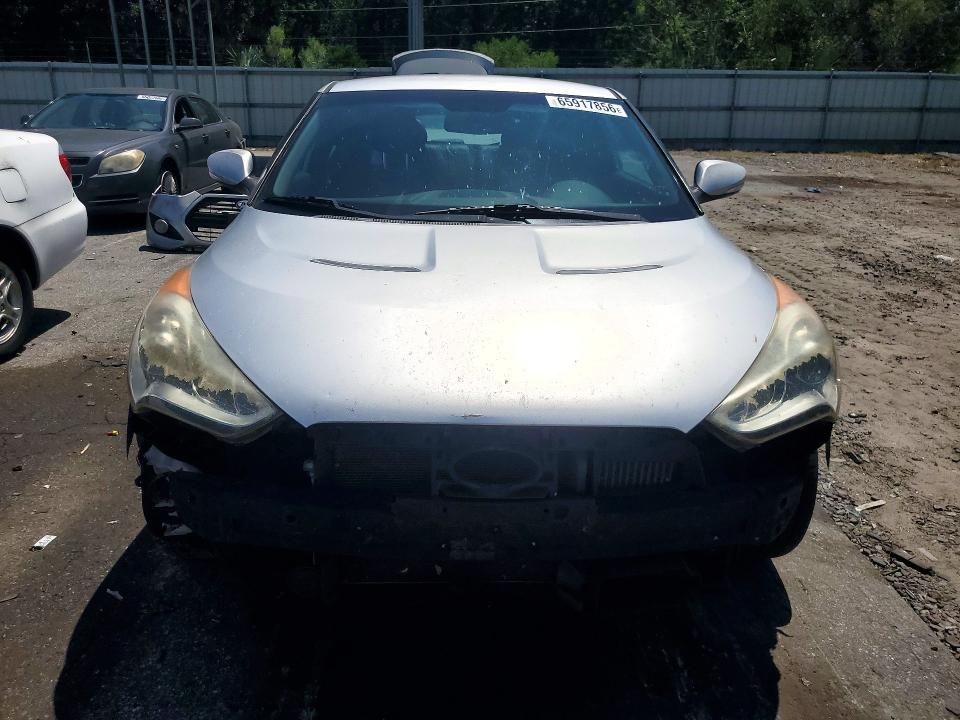 2013 Hyundai Veloster მანქანა იყიდება აუქციონზე, vin: KMHTC6AE0DU131201, აუქციონის ნომერი: 65917856