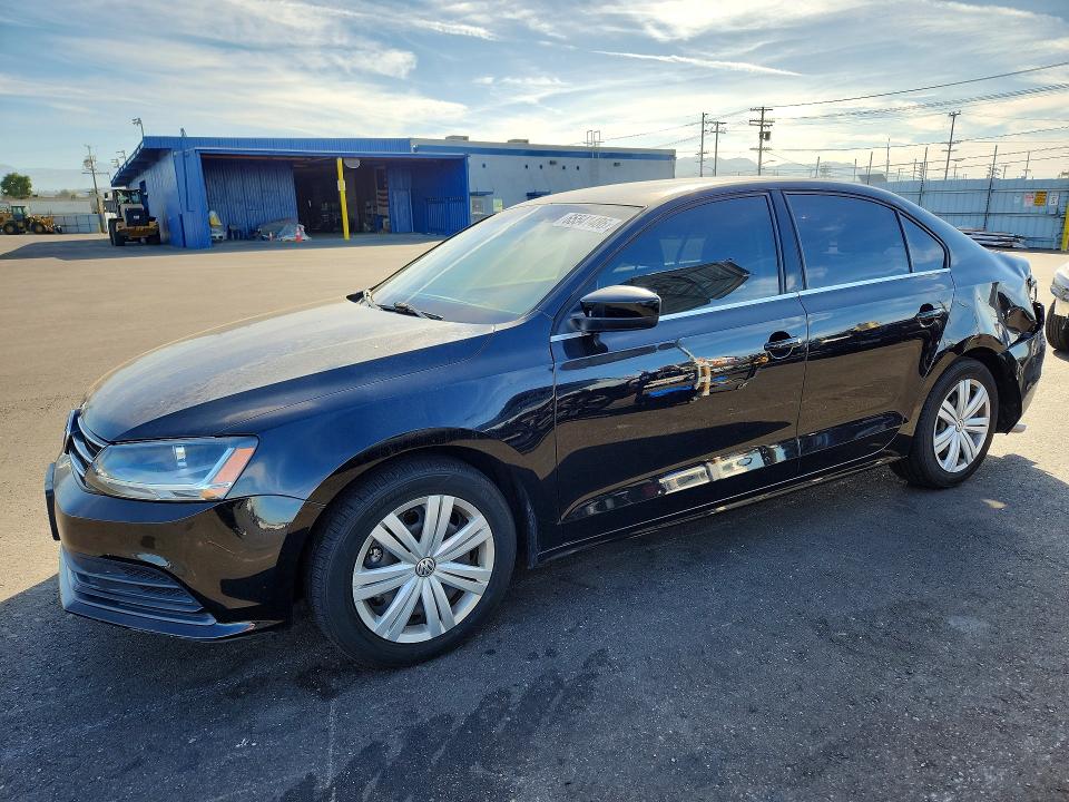 65541486 :رقم المزاد ، 3VW2B7AJ2HM265916 vin ، 2017 Volkswagen Jetta مزاد بيع
