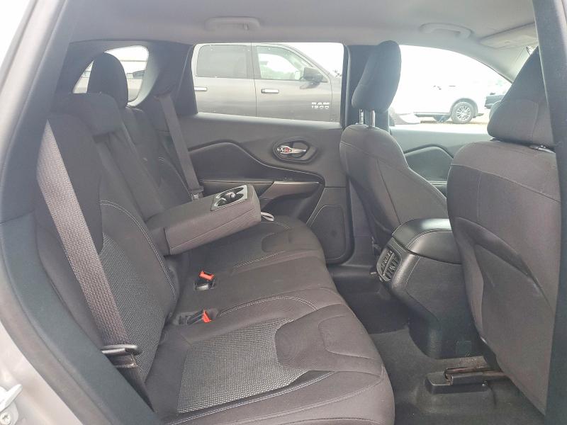 61761576 :رقم المزاد ، 1C4PJLCB9LD503145 vin ، 2020 Jeep Cherokee مزاد بيع