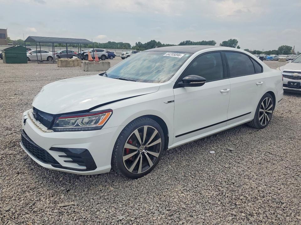 Продаж на аукціоні авто 2018 Volkswagen Passat, vin: 1VWJM7A34JC035115, номер лоту: 64205896