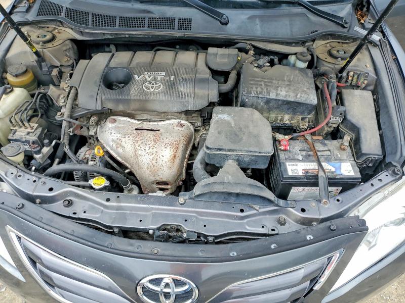 63667556 :رقم المزاد ، 4T1BF3EKXAU567132 vin ، 2010 Toyota Camry مزاد بيع