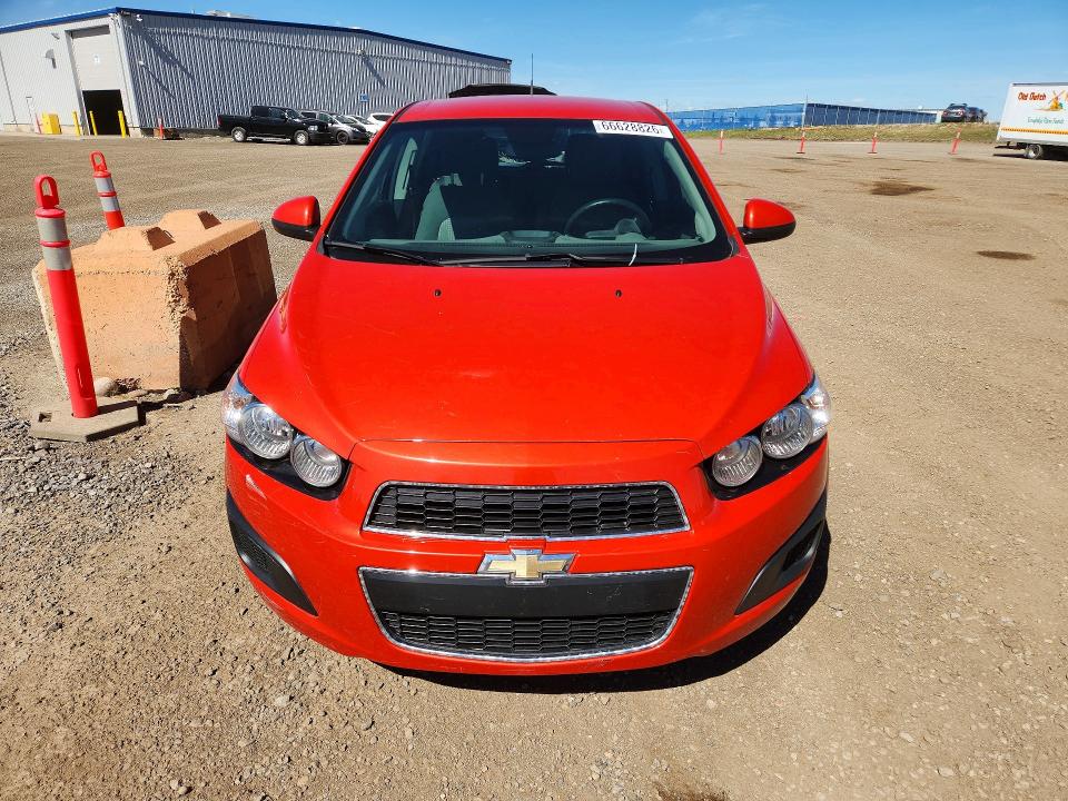 66628826 :رقم المزاد ، 1G1JB6EH0D4141447 vin ، 2013 Chevrolet Sonic مزاد بيع