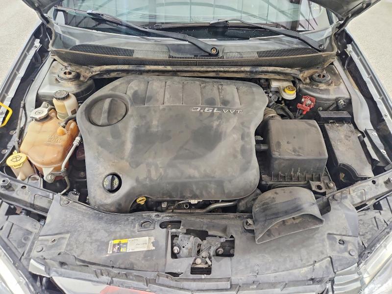 2013 Chrysler 200 მანქანა იყიდება აუქციონზე, vin: 1C3BCBEGXDN755557, აუქციონის ნომერი: 63420396