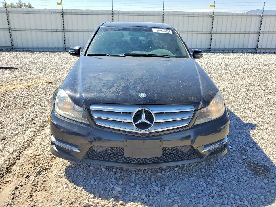 Продаж на аукціоні авто 2013 Mercedes-benz C, vin: WDDGF4HB9DR263783, номер лоту: 66936876