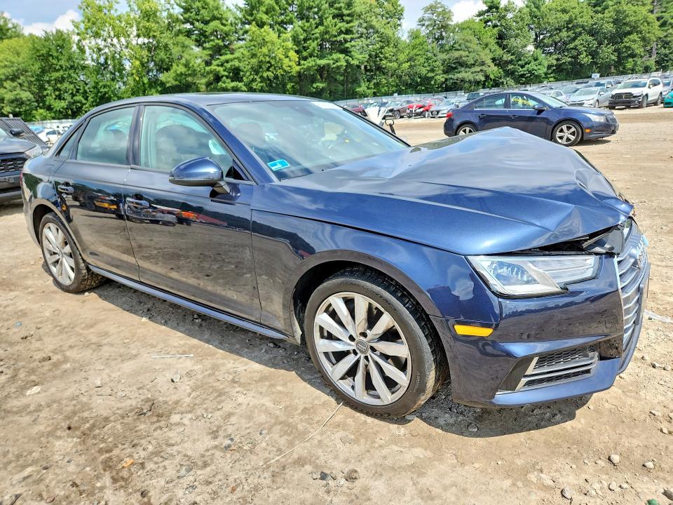 Продаж на аукціоні авто 2018 Audi A4, vin: WAUDNAF41JN001856, номер лоту: 65435456