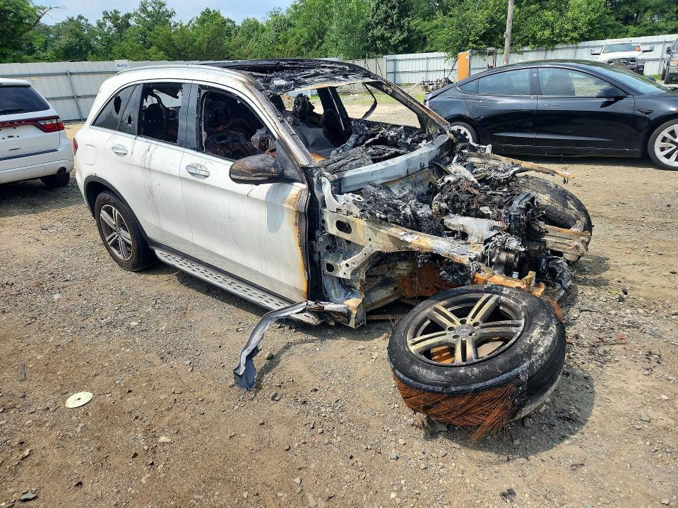 2021 Mercedes-benz Glc მანქანა იყიდება აუქციონზე, vin: W1N0G8EB9MF998732, აუქციონის ნომერი: 64380946