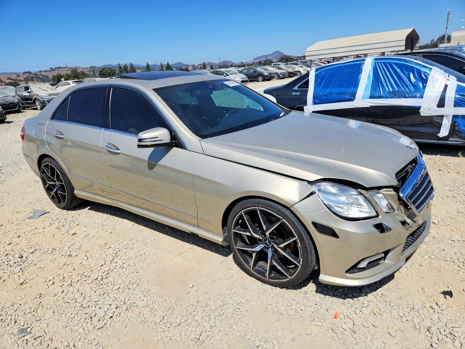 64147896 :رقم المزاد ، WDDHF5GB4BA275024 vin ، 2011 Mercedes-benz E مزاد بيع