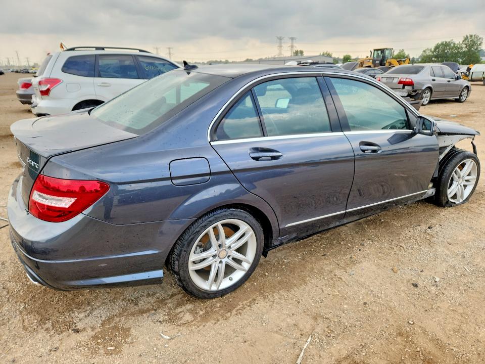 Продажа на аукционе авто 2013 Mercedes-benz C, vin: WDDGF8AB3DR259293, номер лота: 63499596