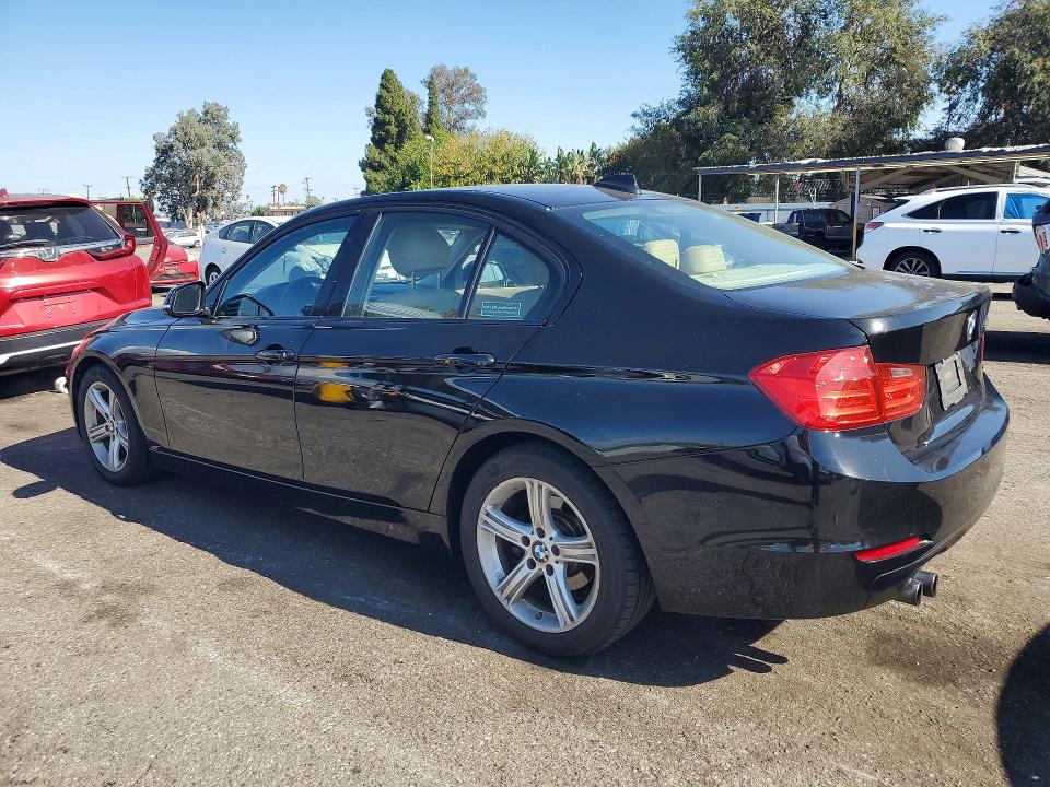 65954576 :رقم المزاد ، WBA3C1C57FP851212 vin ، 2015 Bmw 328 مزاد بيع