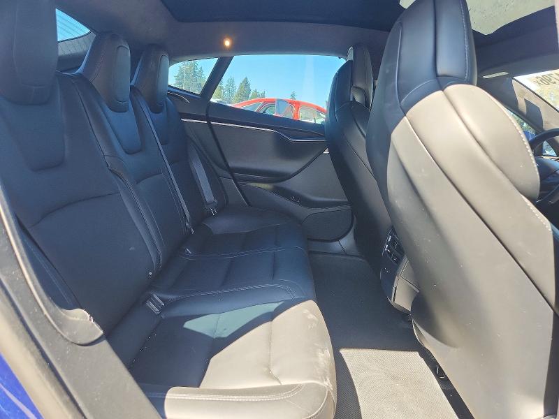 61451796 :رقم المزاد ، 5YJSA1E29KF332268 vin ، 2019 Tesla Model S مزاد بيع