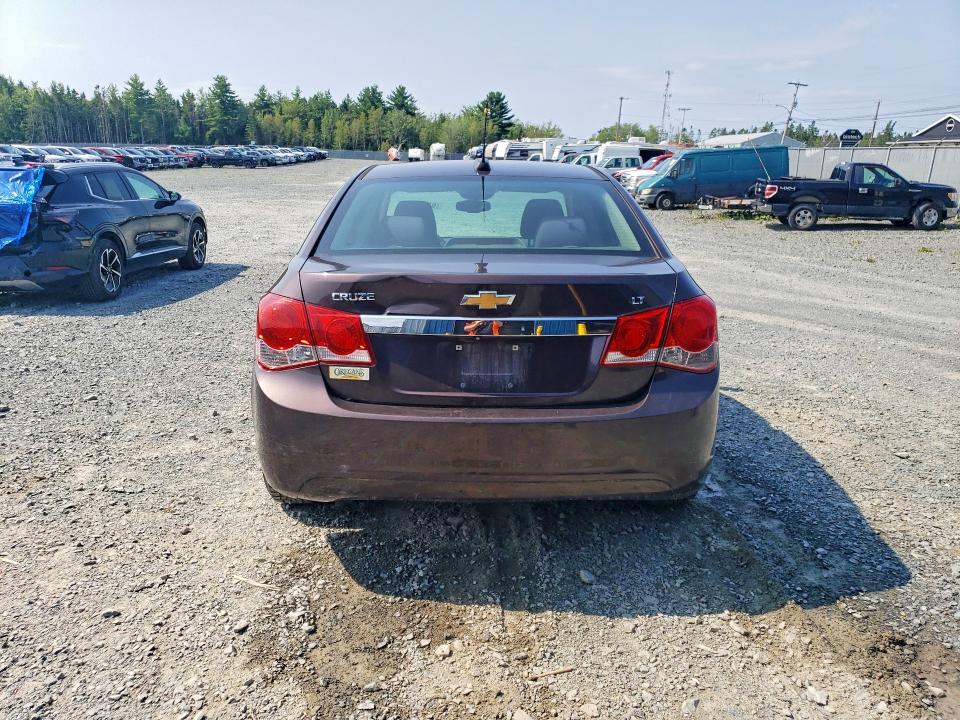 64727796 :رقم المزاد ، 1G1PC5SB8F7126973 vin ، 2015 Chevrolet Cruze مزاد بيع