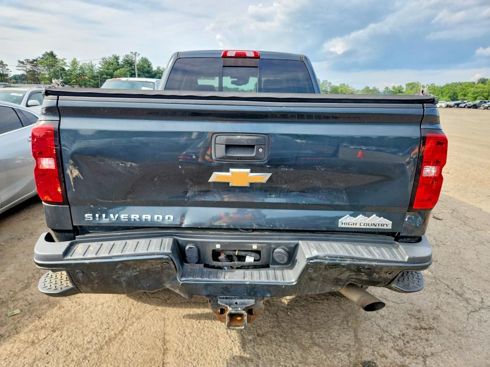 62956976 :رقم المزاد ، 1GC1KXEG8JF158338 vin ، 2018 Chevrolet Silverado مزاد بيع
