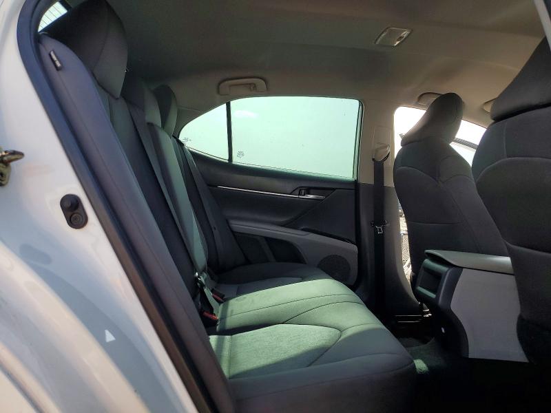 67269726 :رقم المزاد ، 4T1C11AK0LU925838 vin ، 2020 Toyota Camry مزاد بيع