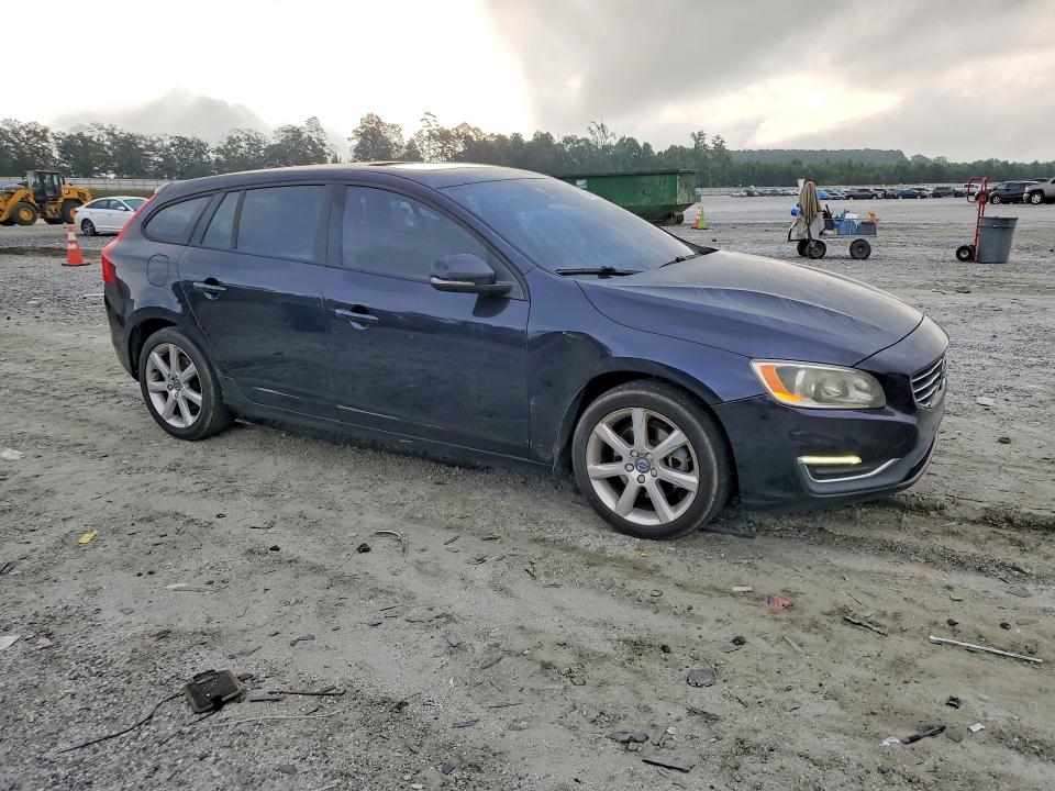 2017 Volvo V60 მანქანა იყიდება აუქციონზე, vin: YV140MEJ3H1345422, აუქციონის ნომერი: 63840476
