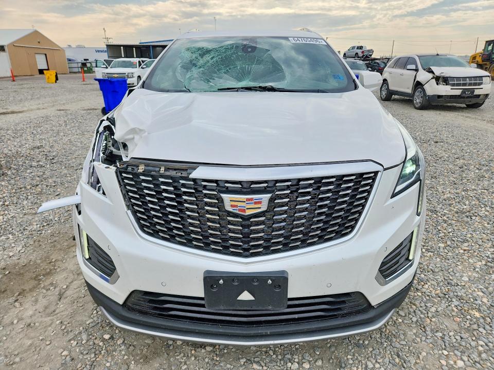 64765496 :رقم المزاد ، 1GYKNDRS0LZ107212 vin ، 2020 Cadillac Xt5 مزاد بيع