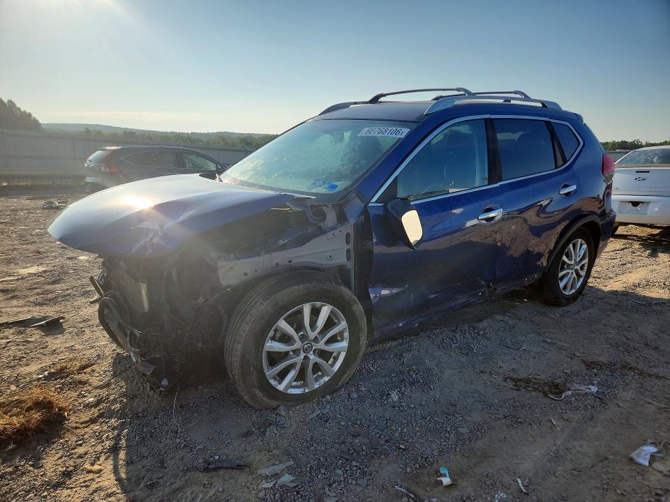 66768106 :رقم المزاد ، KNMAT2MV6HP502687 vin ، 2017 Nissan Rogue مزاد بيع