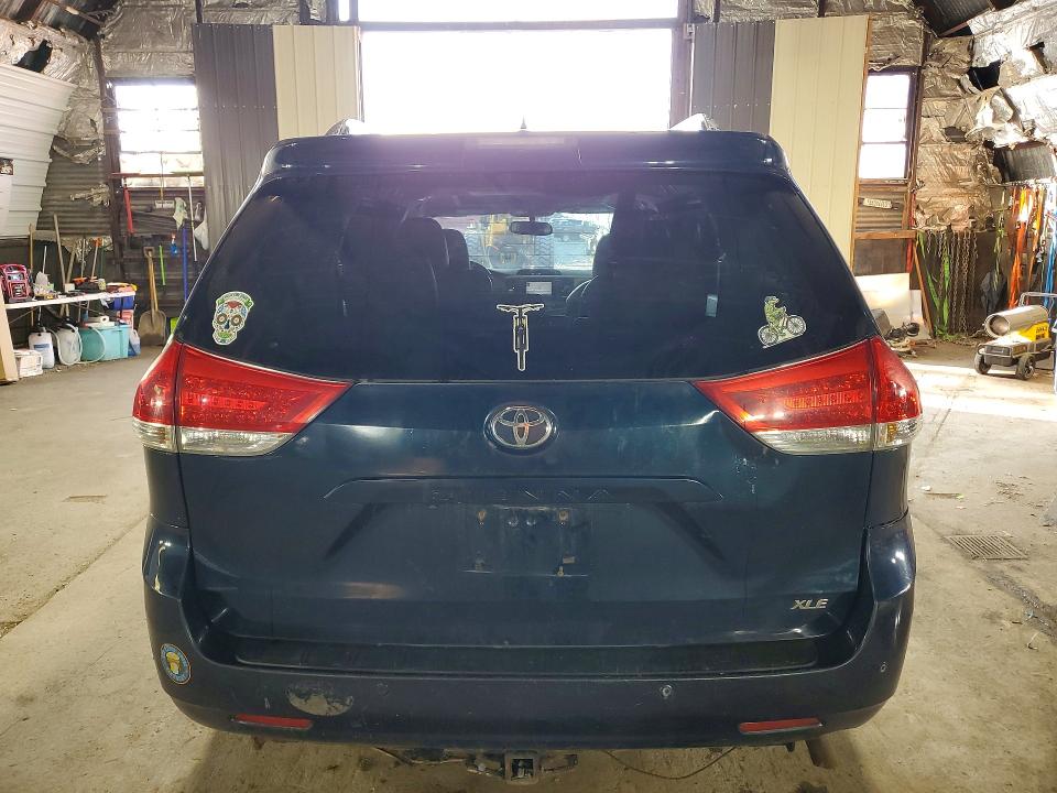 Продажа на аукционе авто 2012 Toyota Sienna, vin: 5TDYK3DC6CS246300, номер лота: 64223046