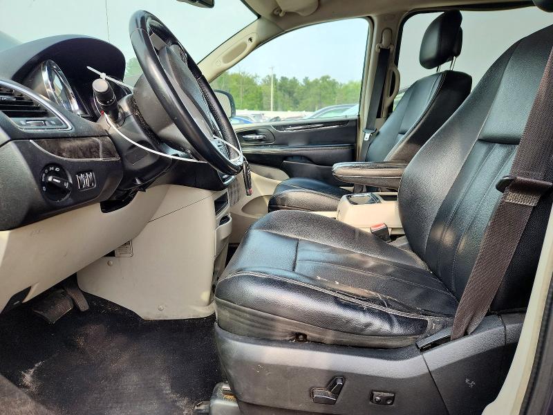 64489236 :رقم المزاد ، 2C4RC1BG9ER435675 vin ، 2014 Chrysler Town & Country مزاد بيع